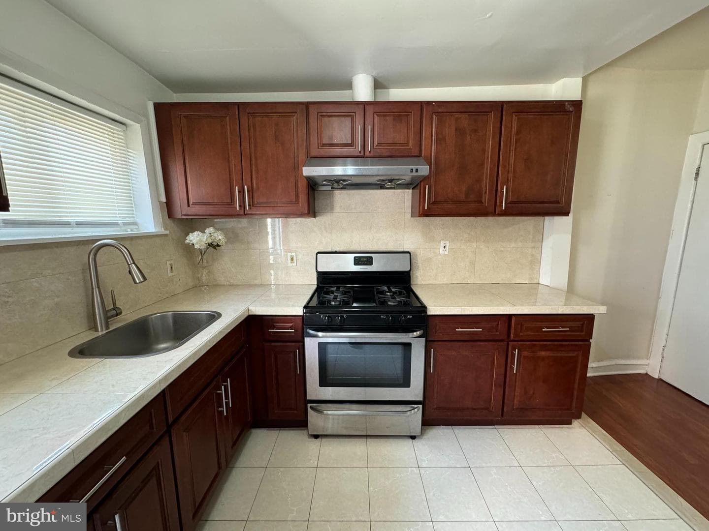 1625 S Marston Street photo 10