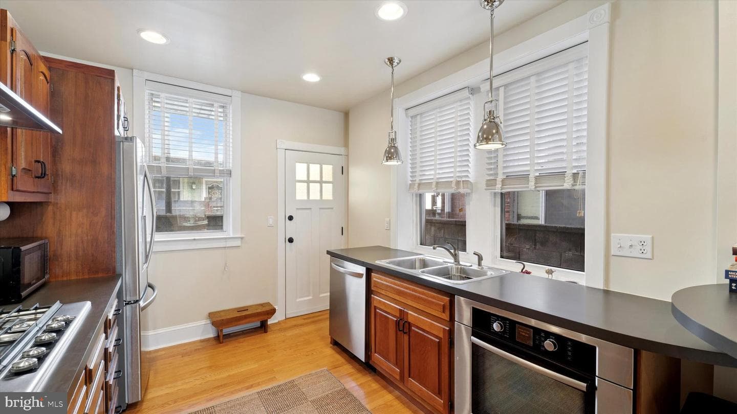 2648 S Camac Street photo 11