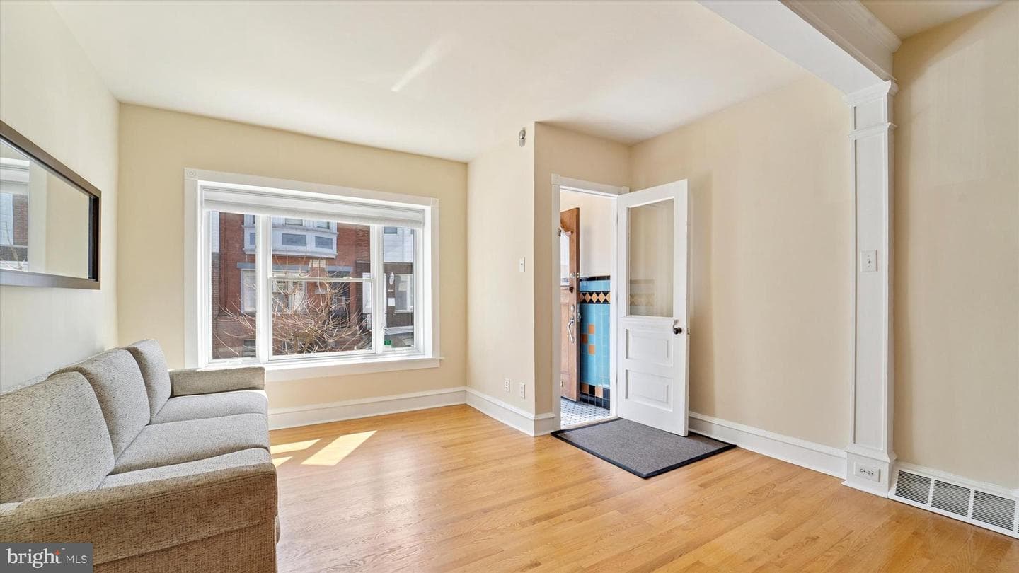 2648 S Camac Street photo 6