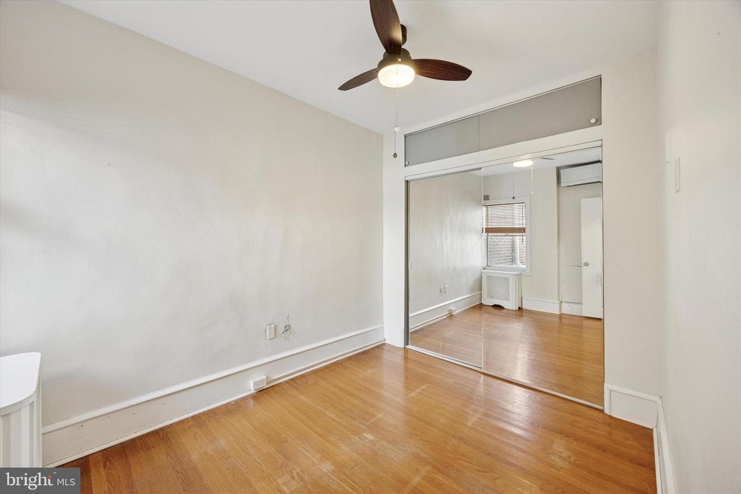 1029 Tree Street photo 15