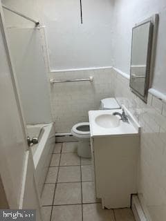 6052 N Beechwood Street photo 8
