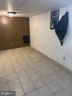 6052 N Beechwood Street photo 9