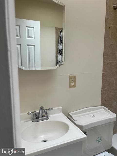2424 S Millick Street photo 12