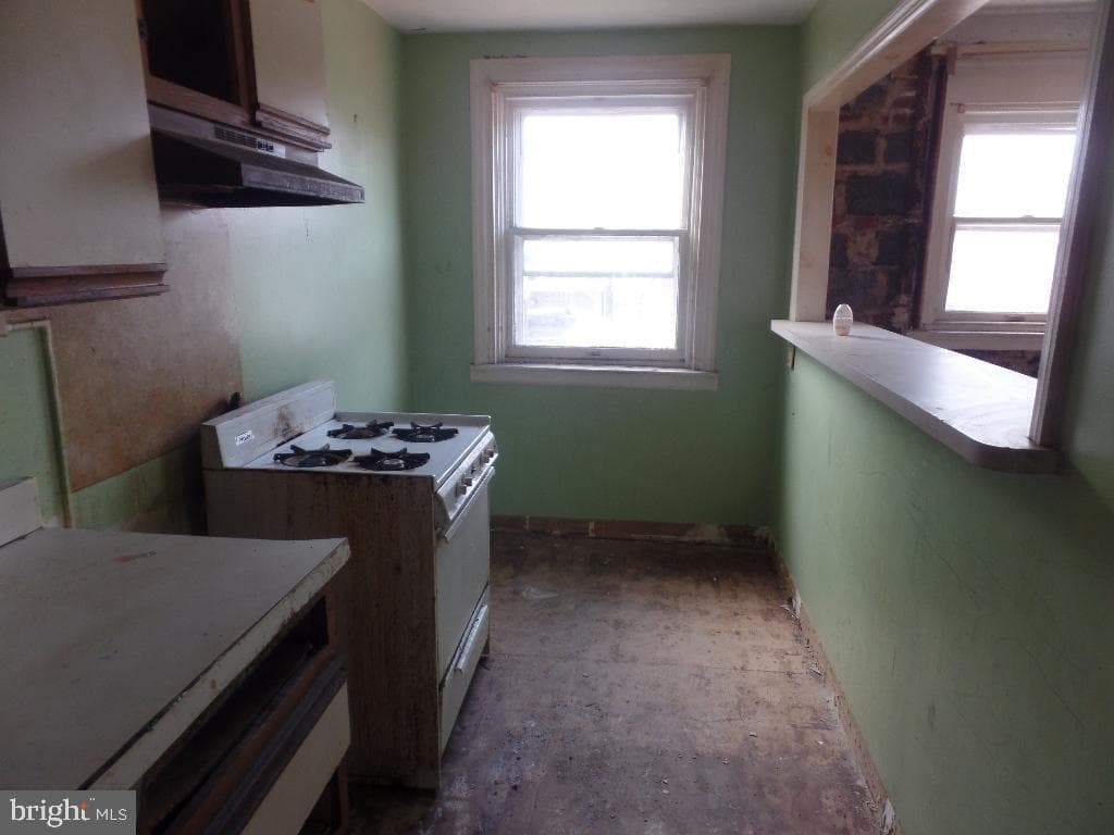 2840 Fanshawe Street photo 12