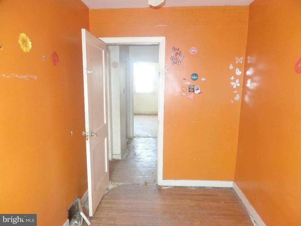 2840 Fanshawe Street photo 18