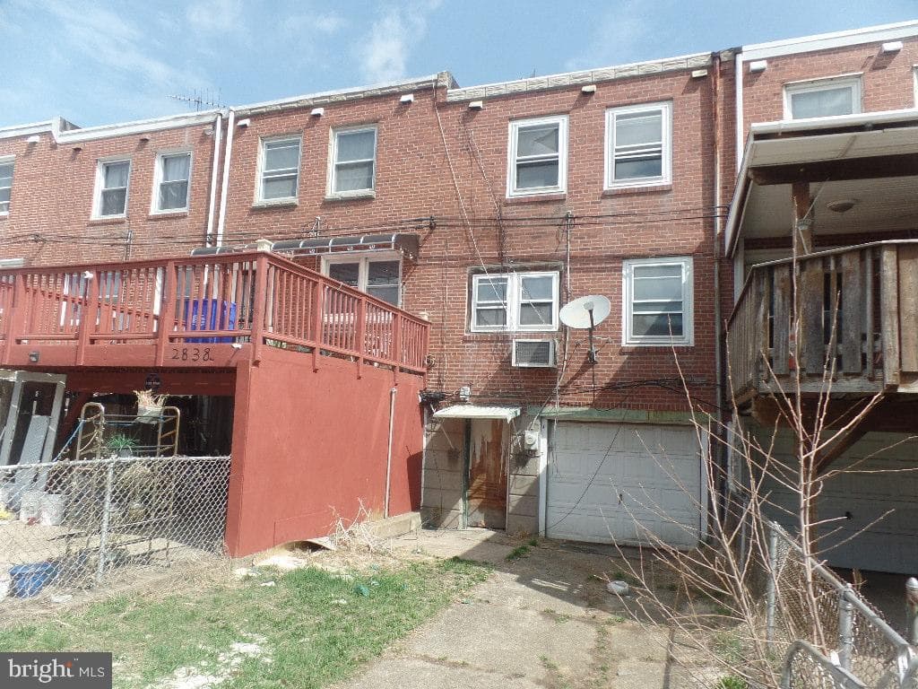 2840 Fanshawe Street photo 29