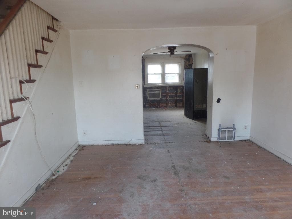 2840 Fanshawe Street photo 4