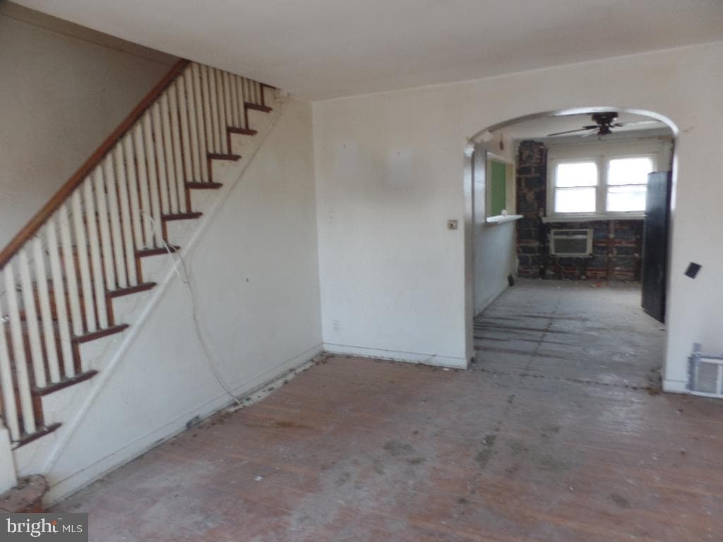 2840 Fanshawe Street photo 5