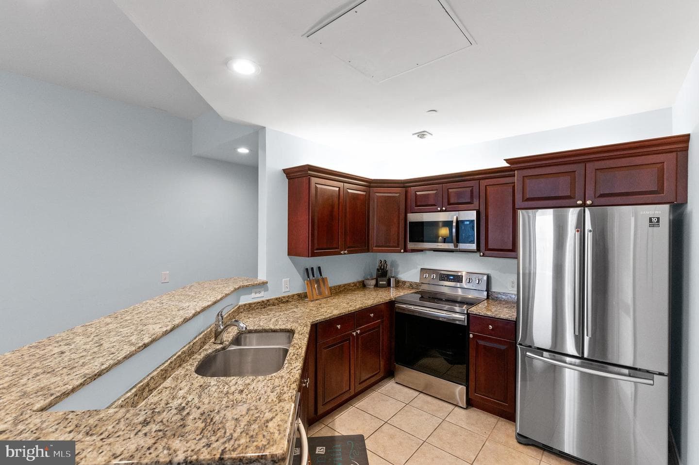 1600 Arch Street #915 photo 9