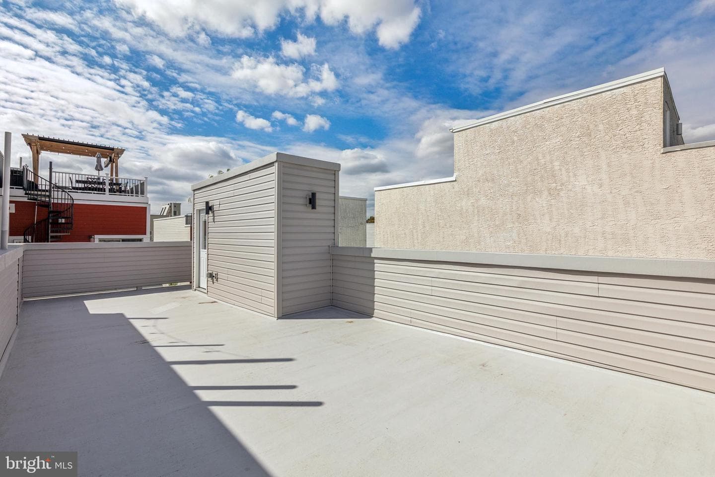 1240 E Fletcher Street photo 32