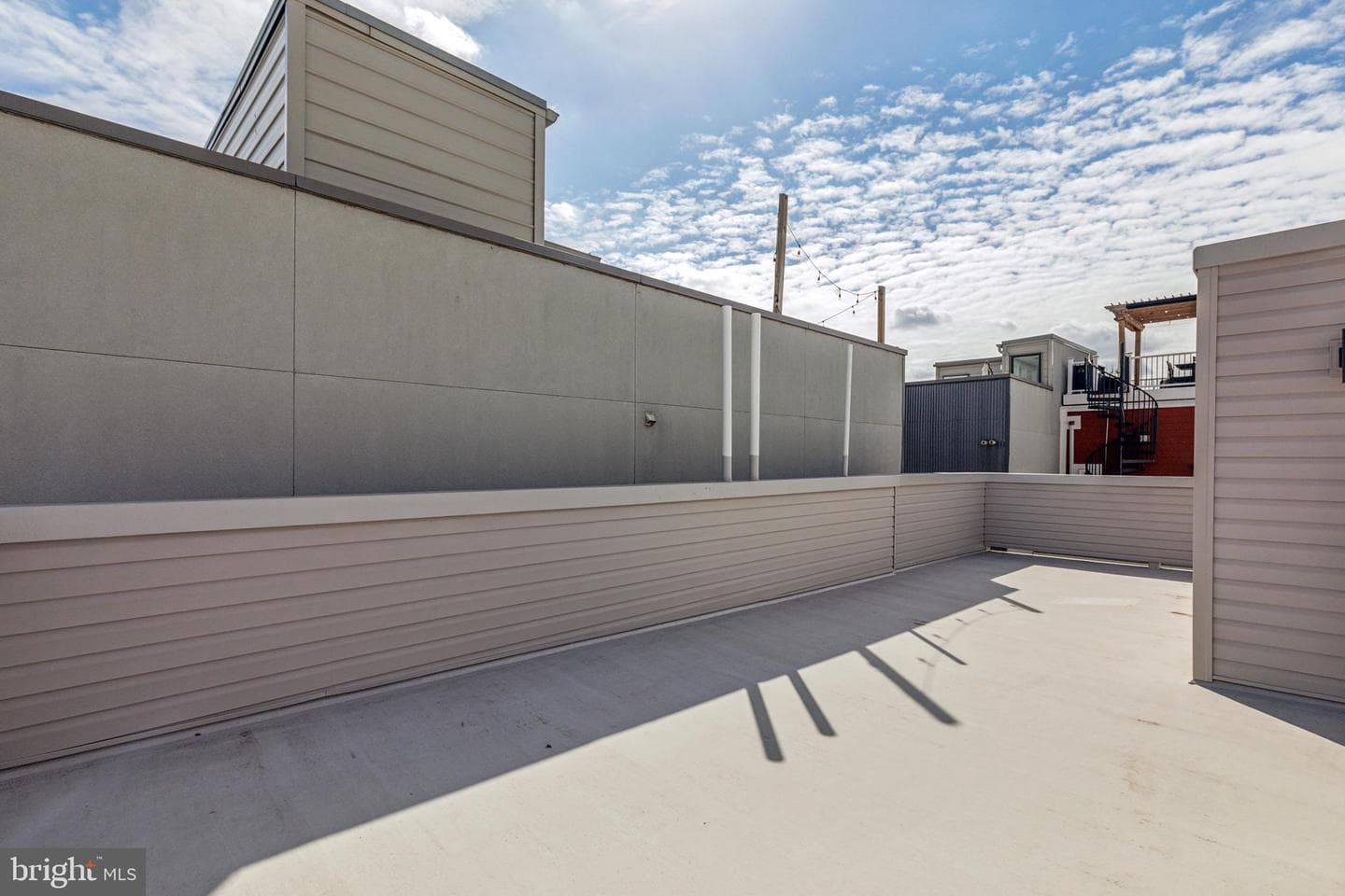 1240 E Fletcher Street photo 33