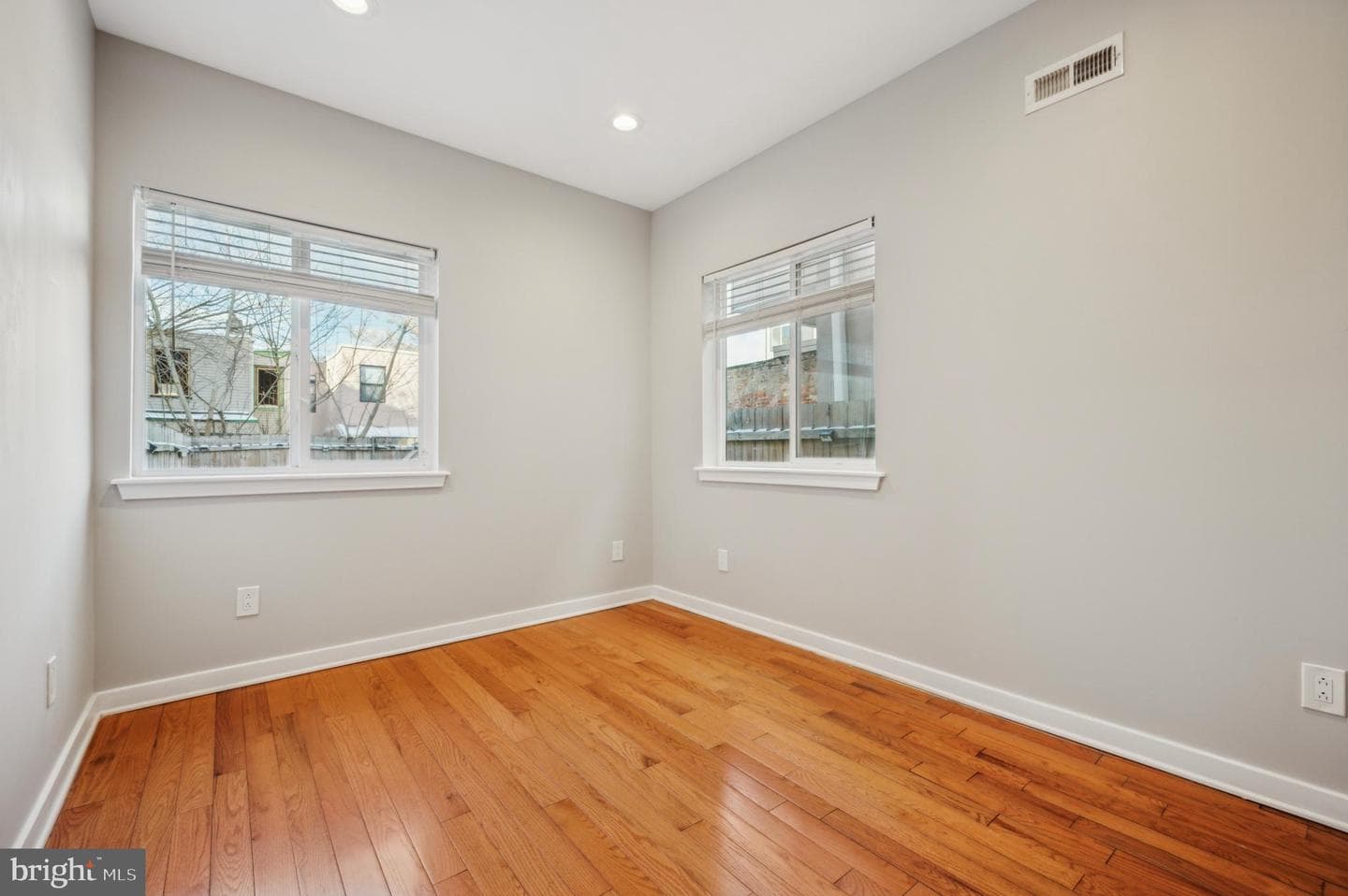 1552 N Marston Street photo 13