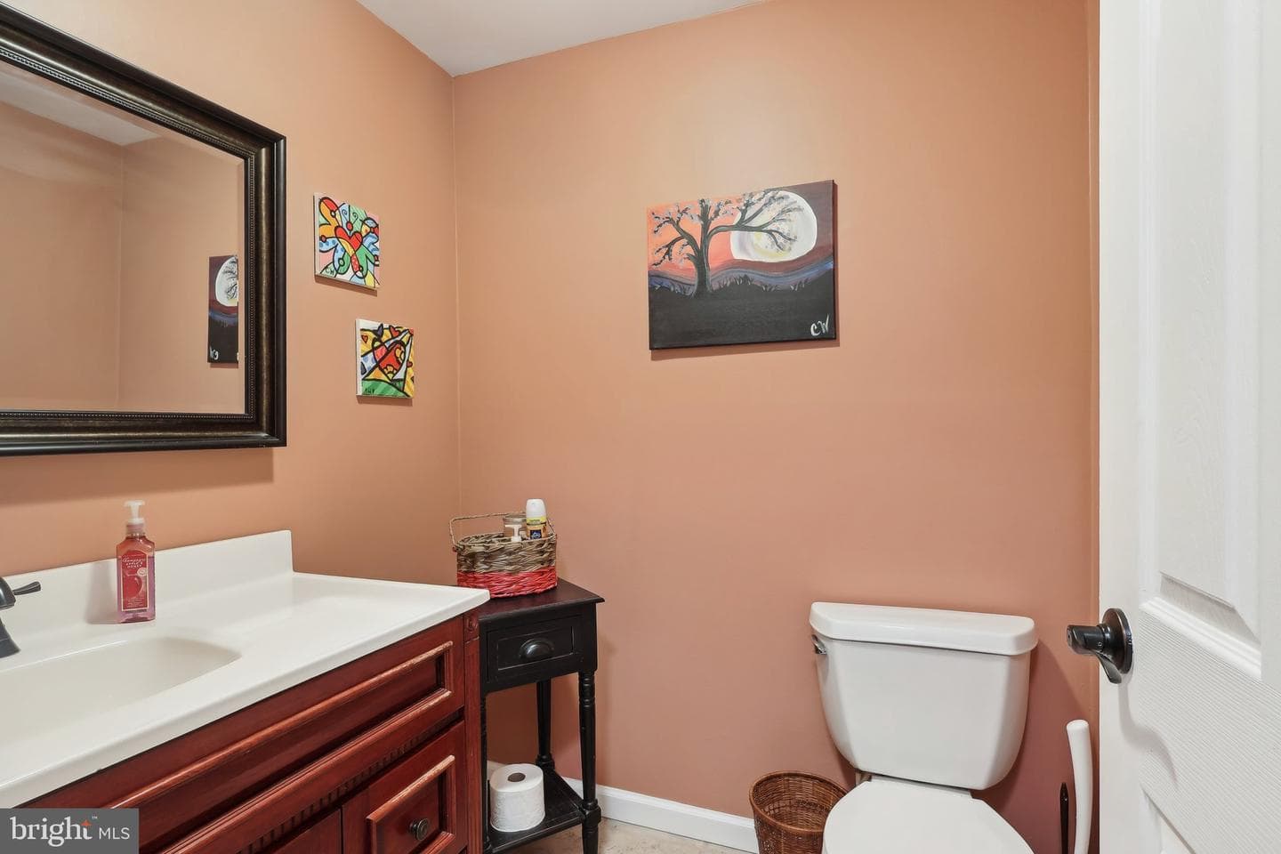 8926 Sylvia Lane photo 14