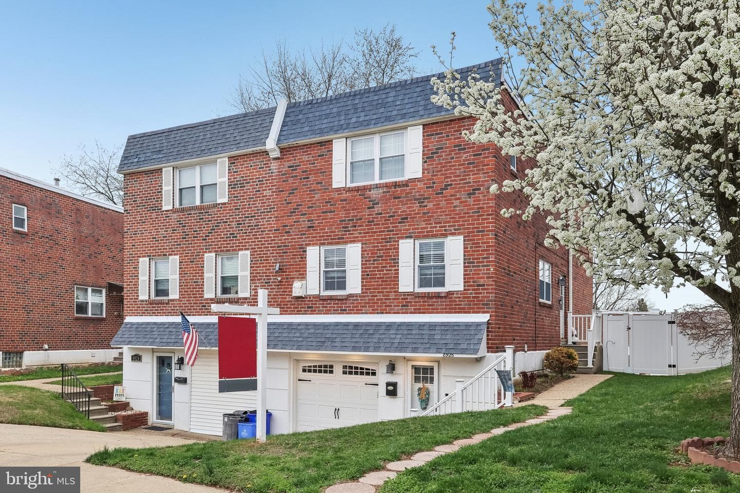 8926 Sylvia Lane photo 2