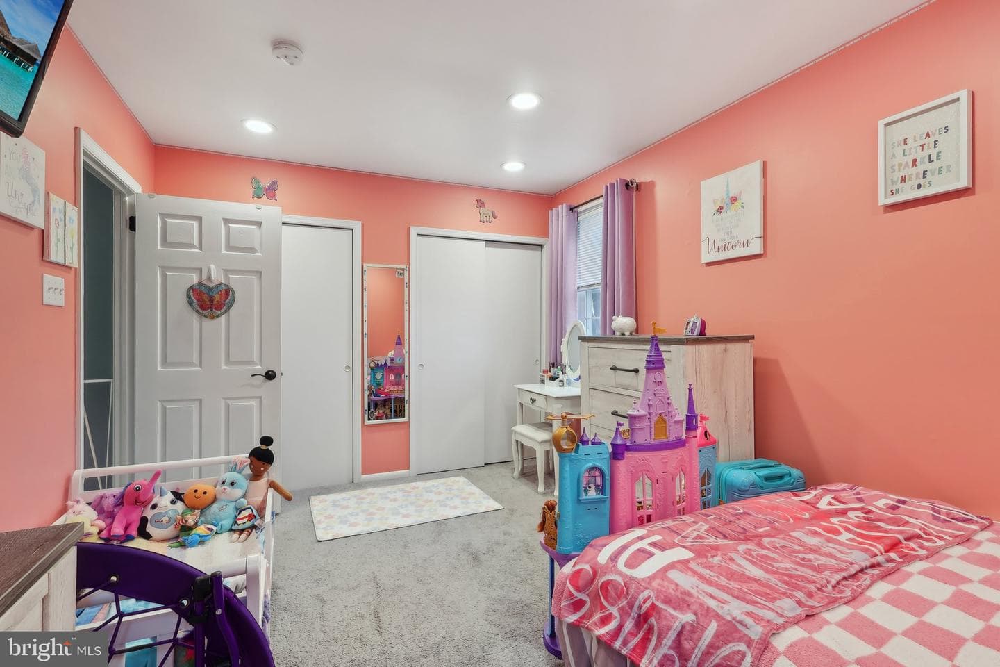 8926 Sylvia Lane photo 22