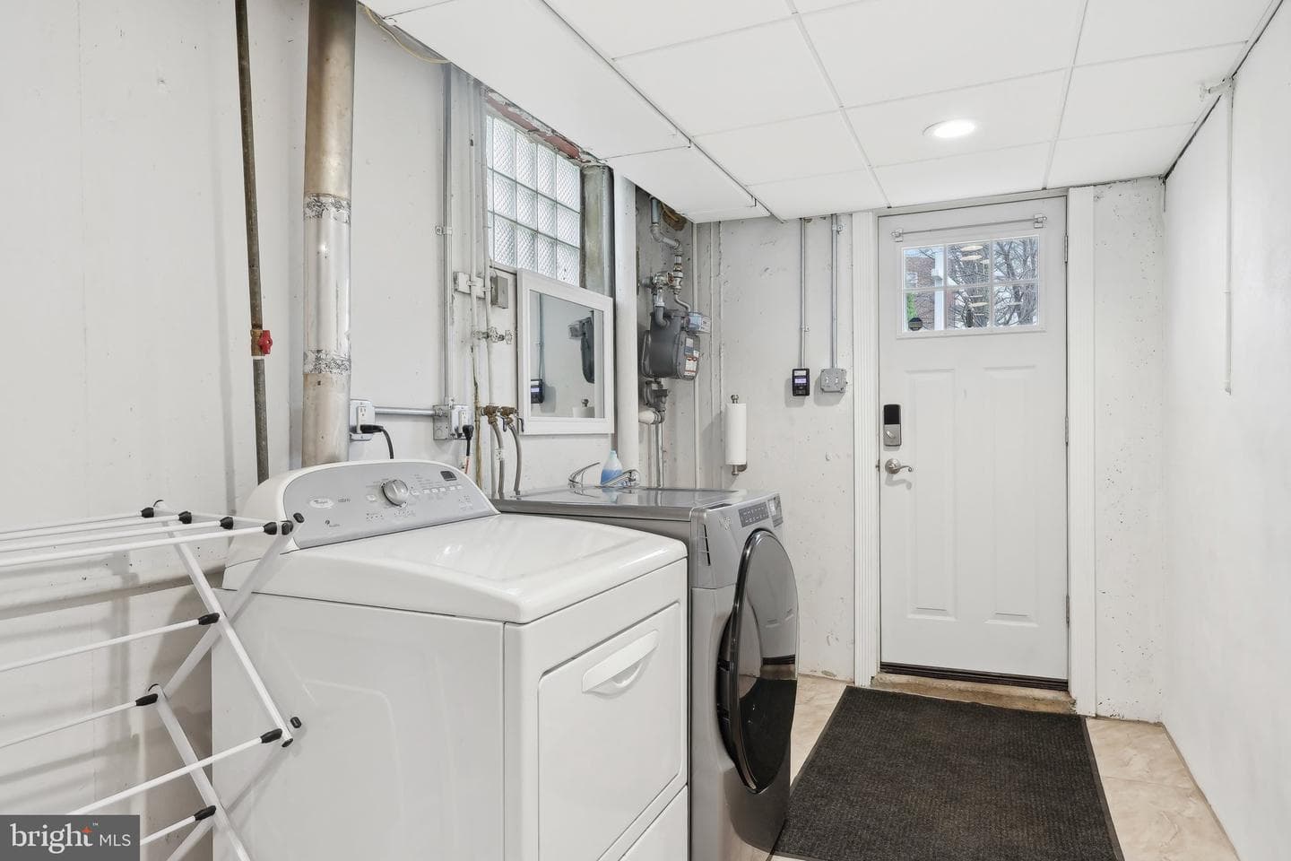 8926 Sylvia Lane photo 27