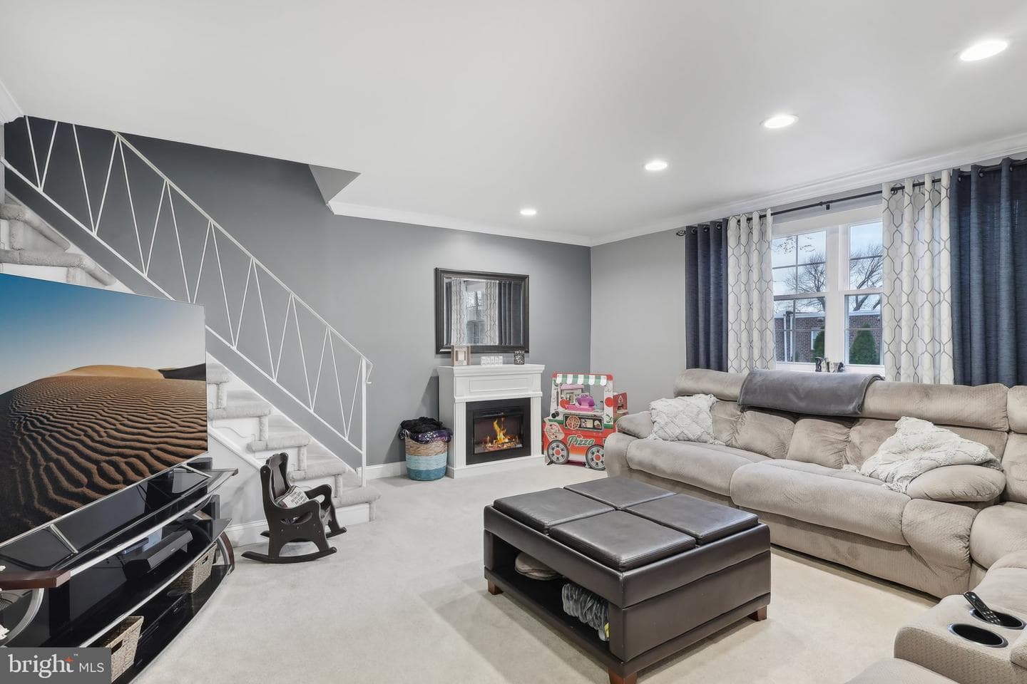 8926 Sylvia Lane photo 6