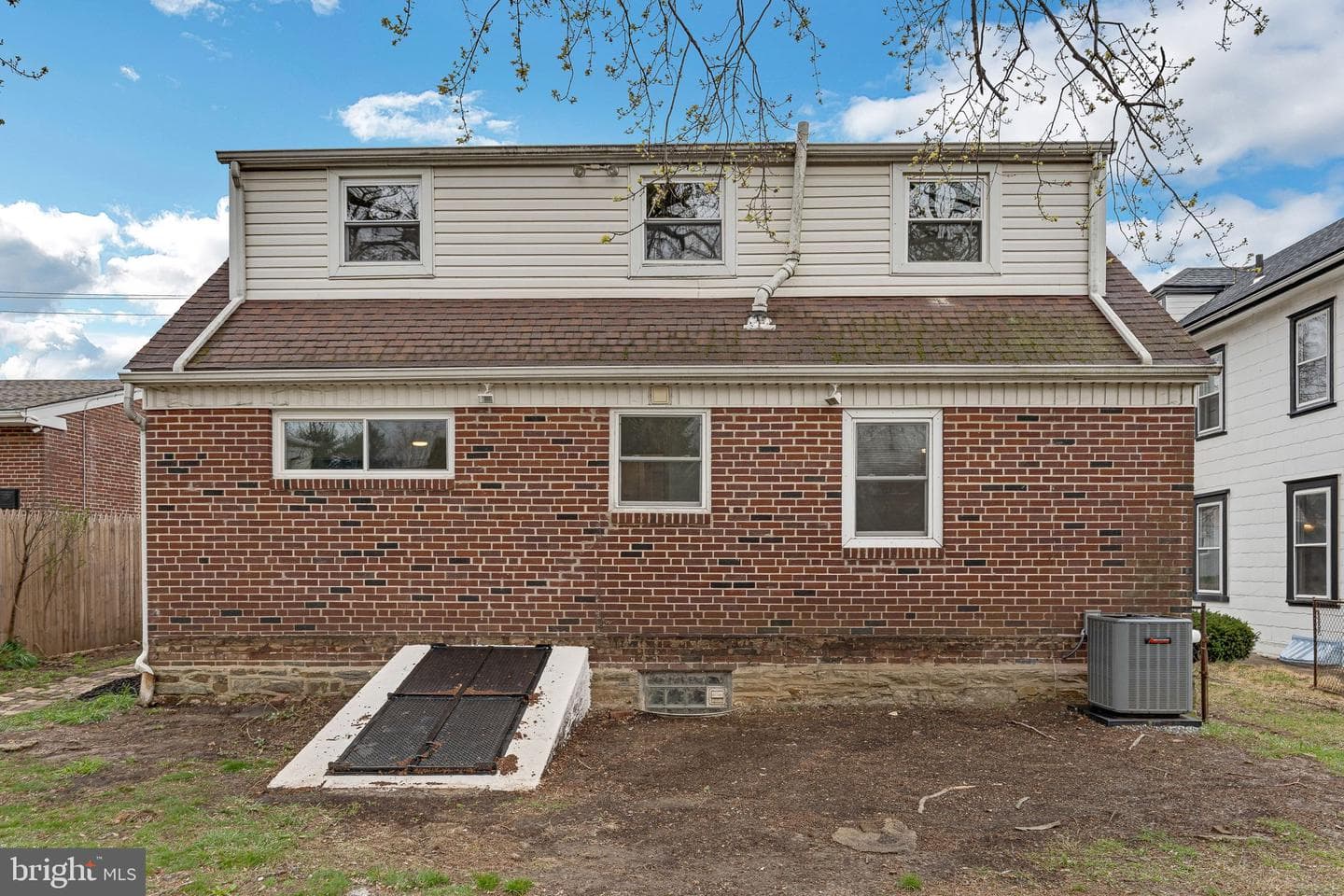 7527 Whitaker Avenue photo 25