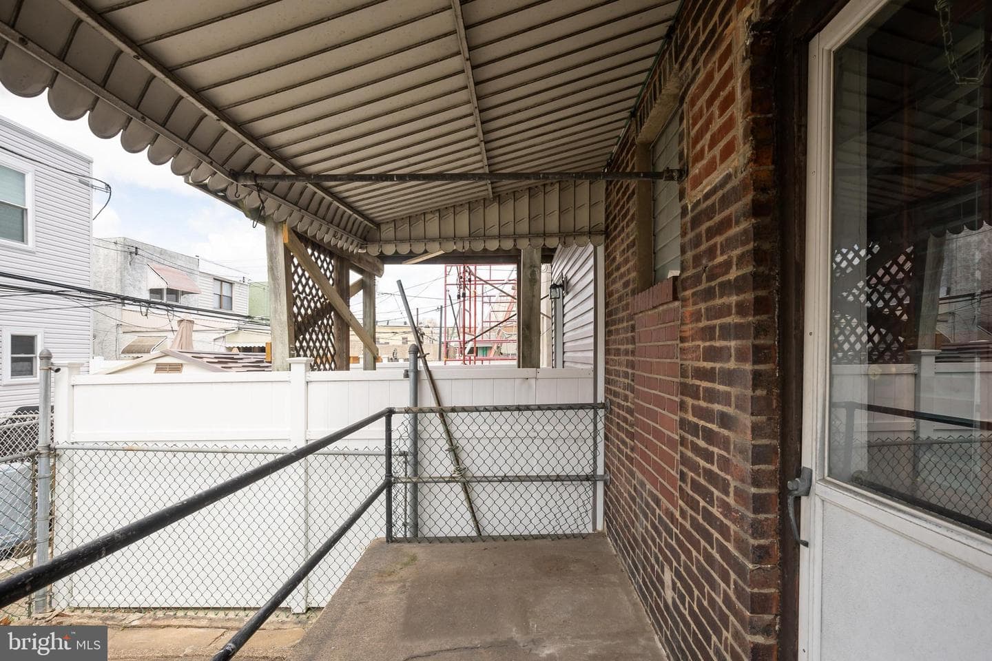 2914 S Sydenham Street photo 35
