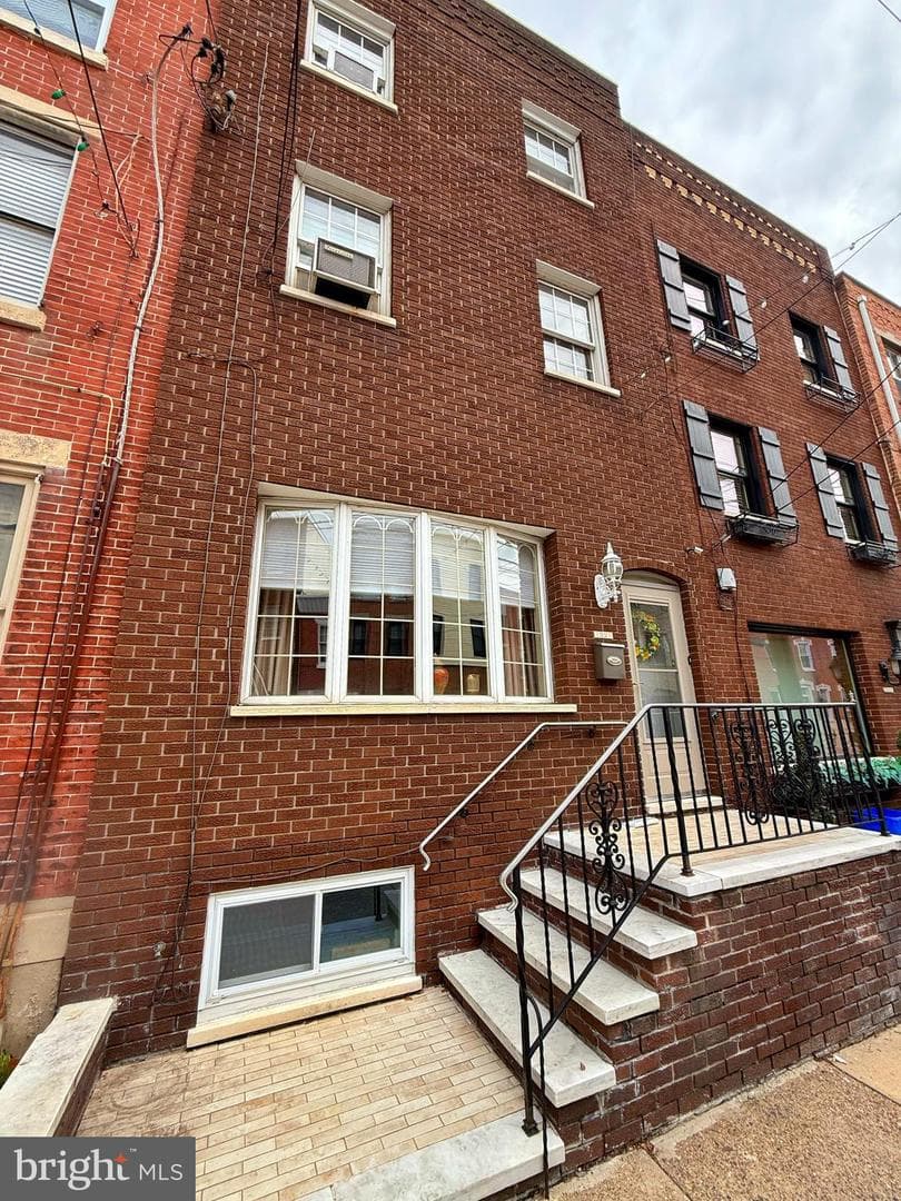 1321 S 10th Street photo 1