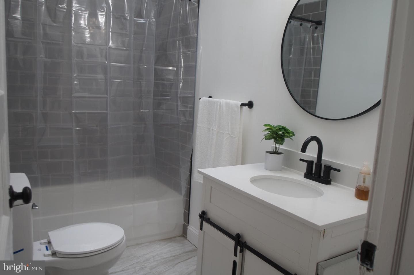 6120 Sansom Street photo 20
