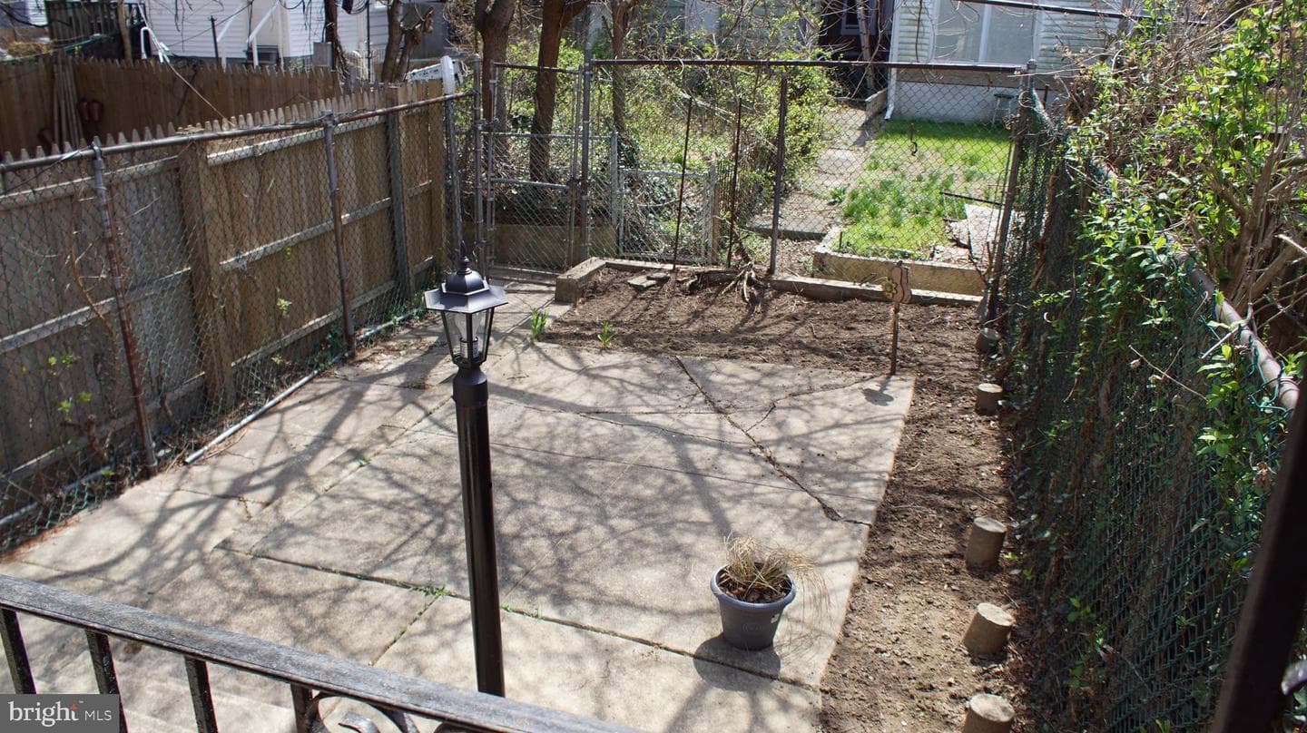6120 Sansom Street photo 30