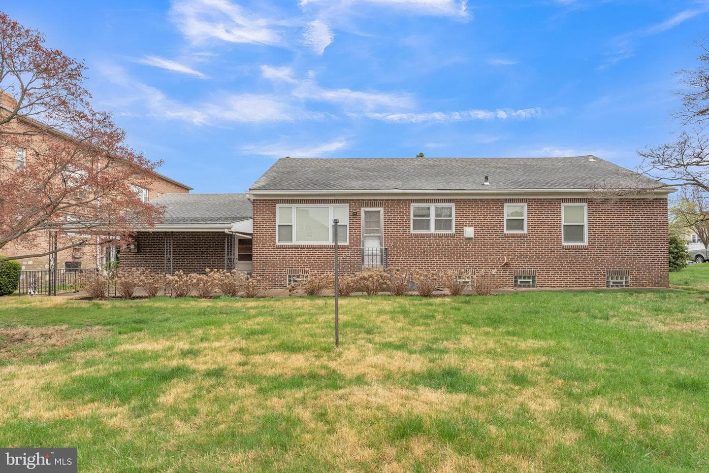 1718 Rhawn Street photo 11