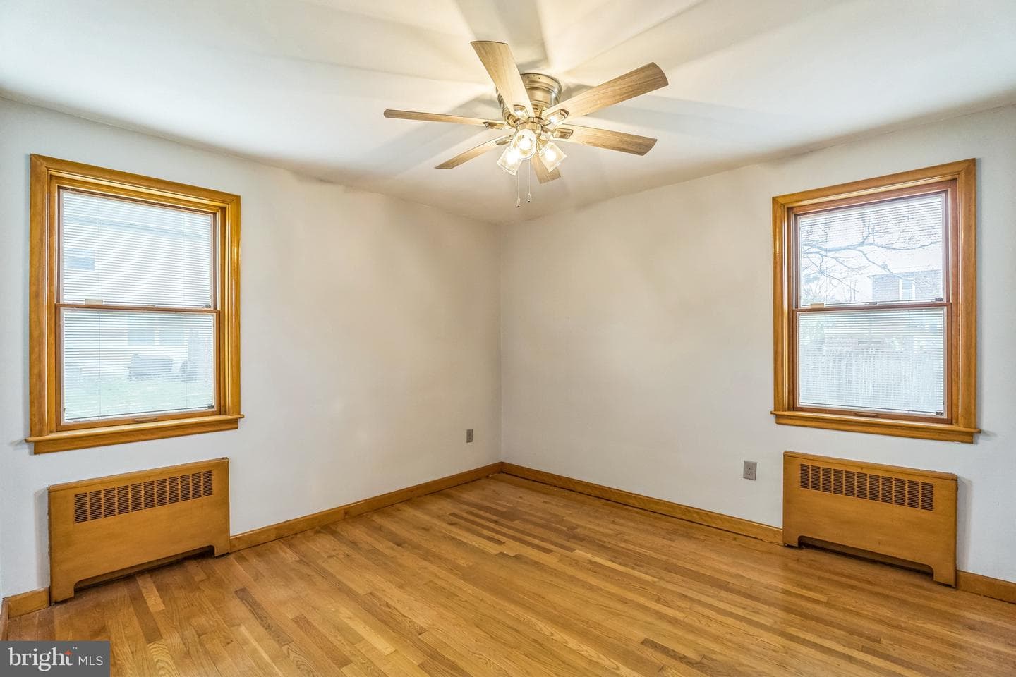 1718 Rhawn Street photo 25
