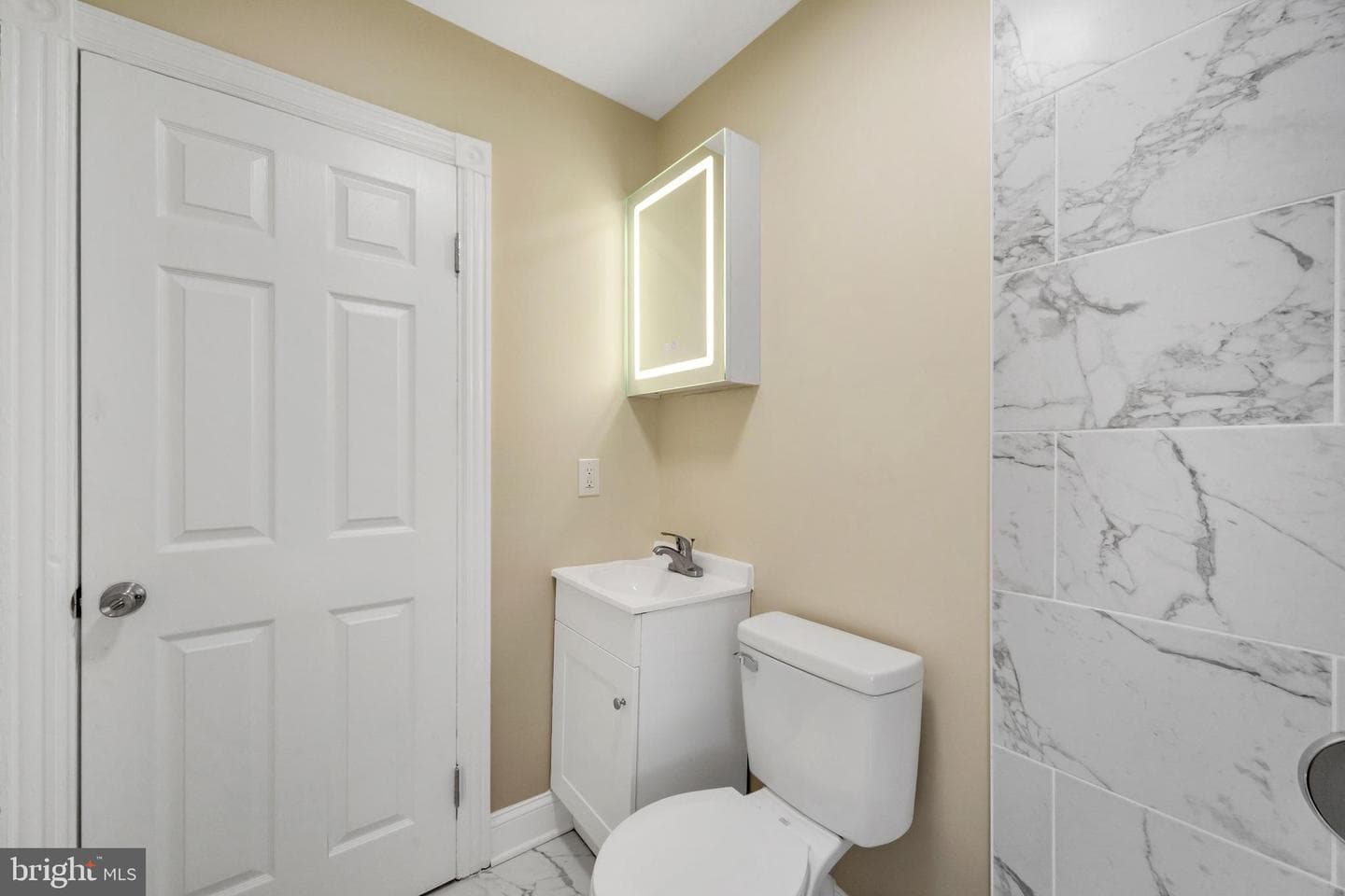 218 N Wanamaker Street photo 30