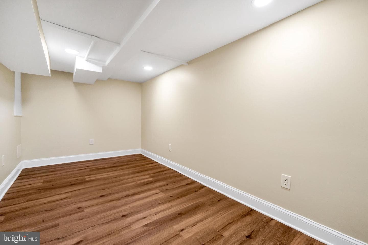 218 N Wanamaker Street photo 45