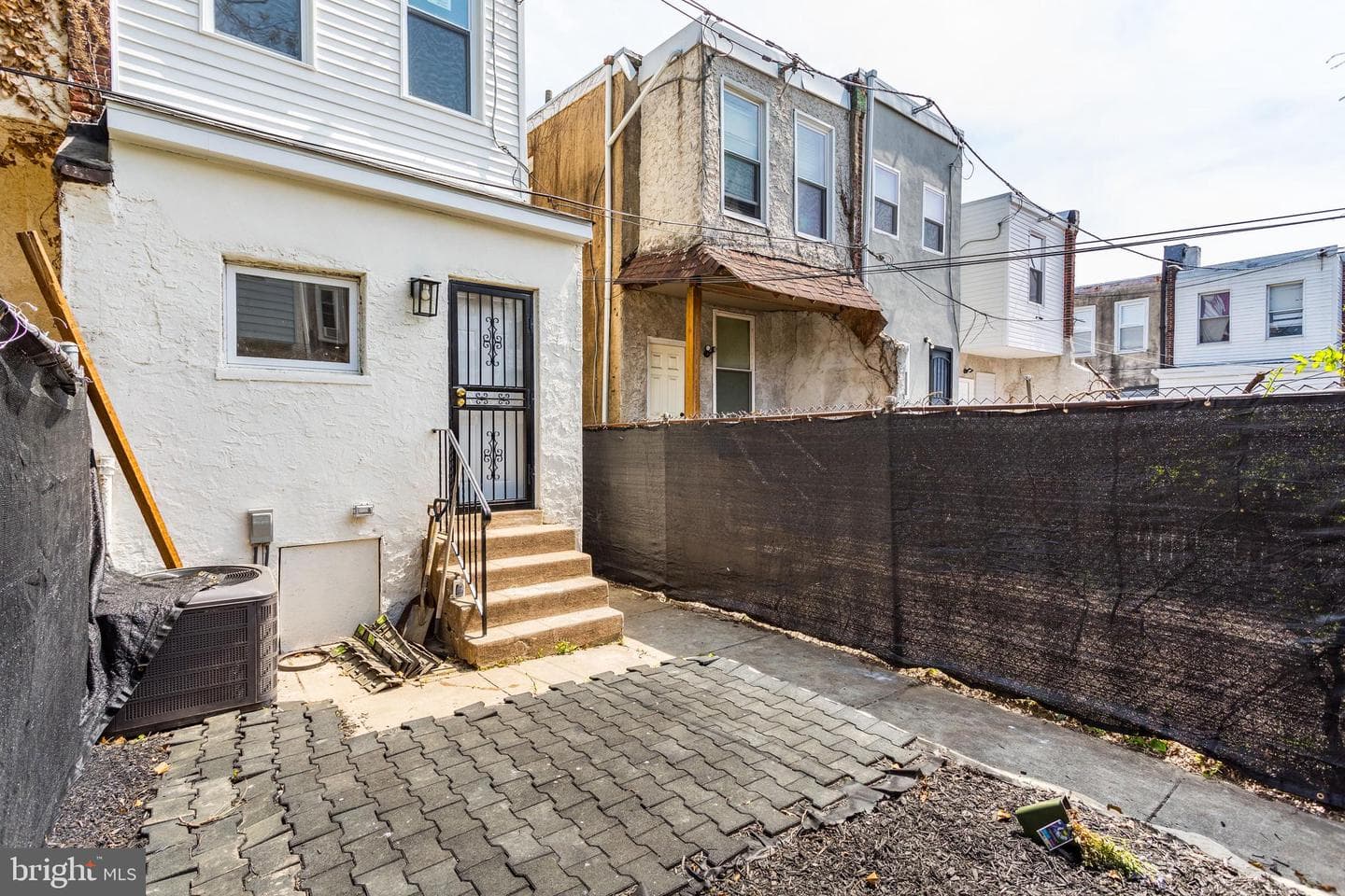 218 N Wanamaker Street photo 50