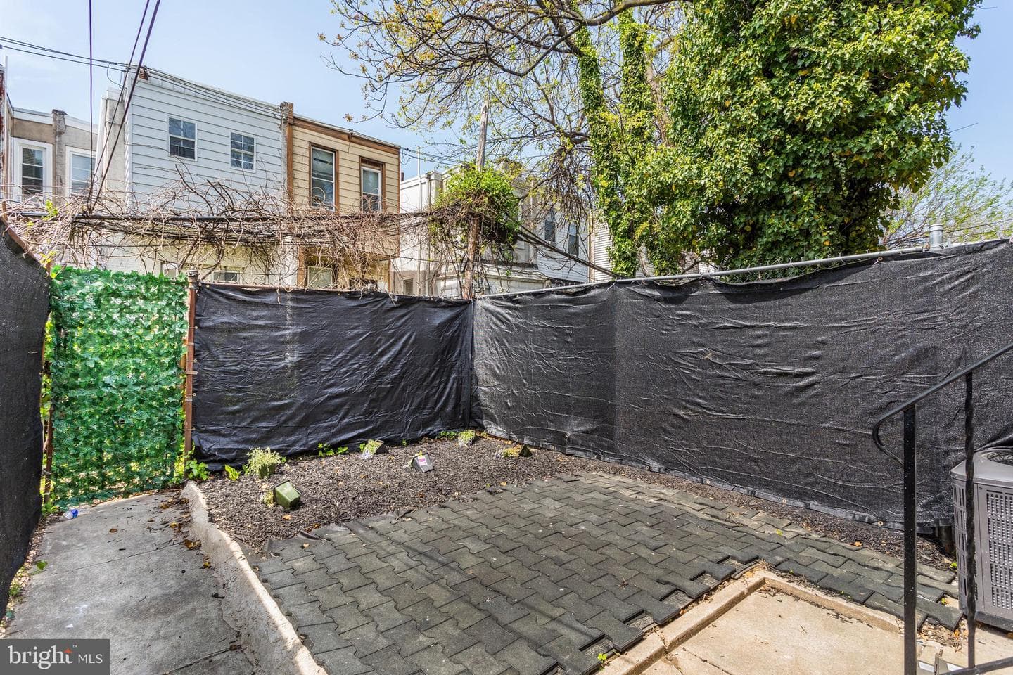 218 N Wanamaker Street photo 51