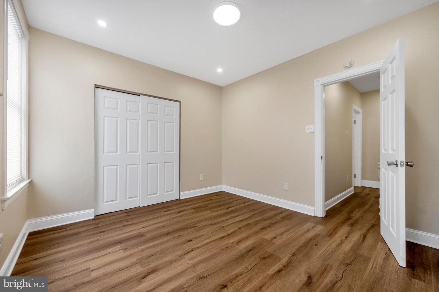 218 N Wanamaker Street photo 55