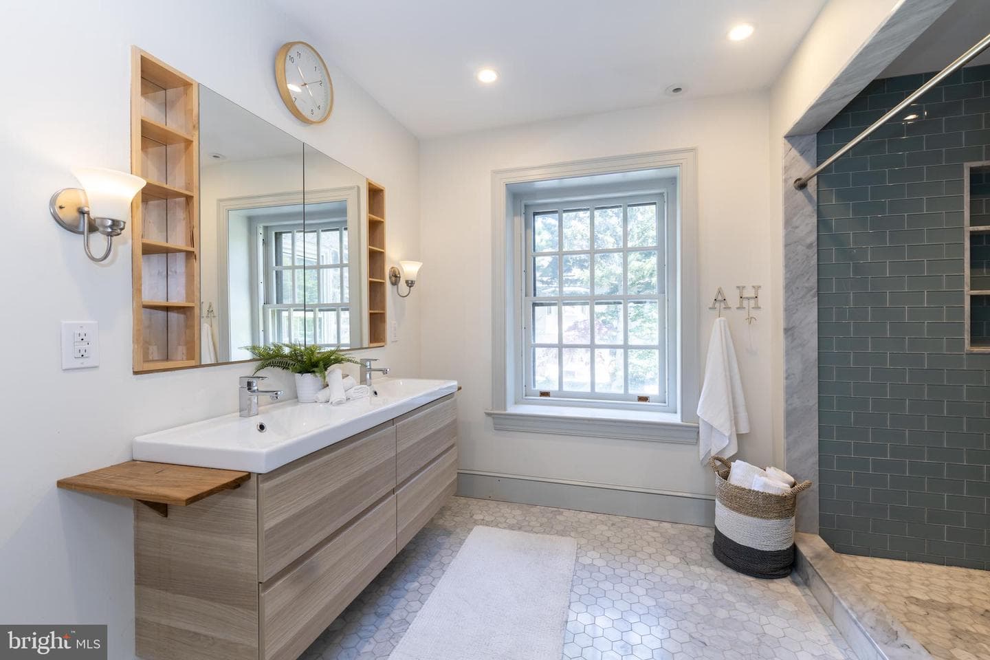 6601 Emlen Street photo 33