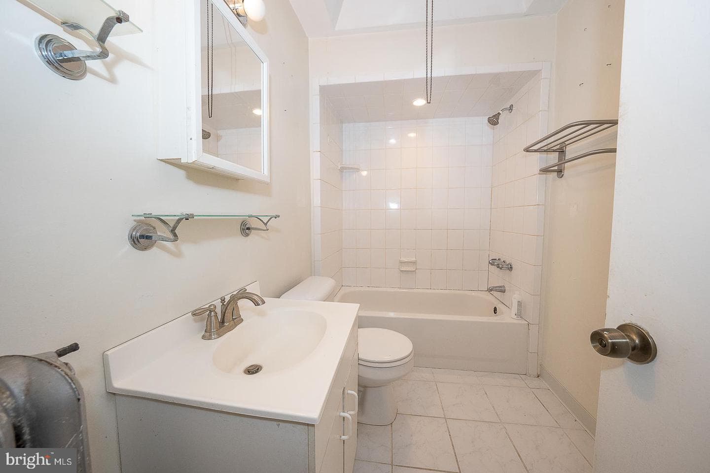 5457 Morse Street photo 17