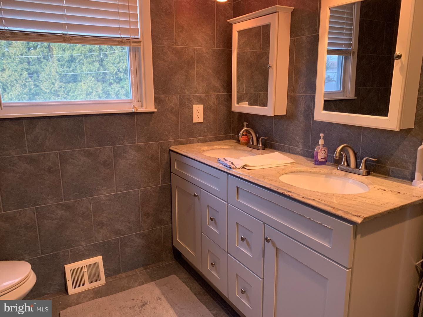 115 Flagstaff Road photo 39