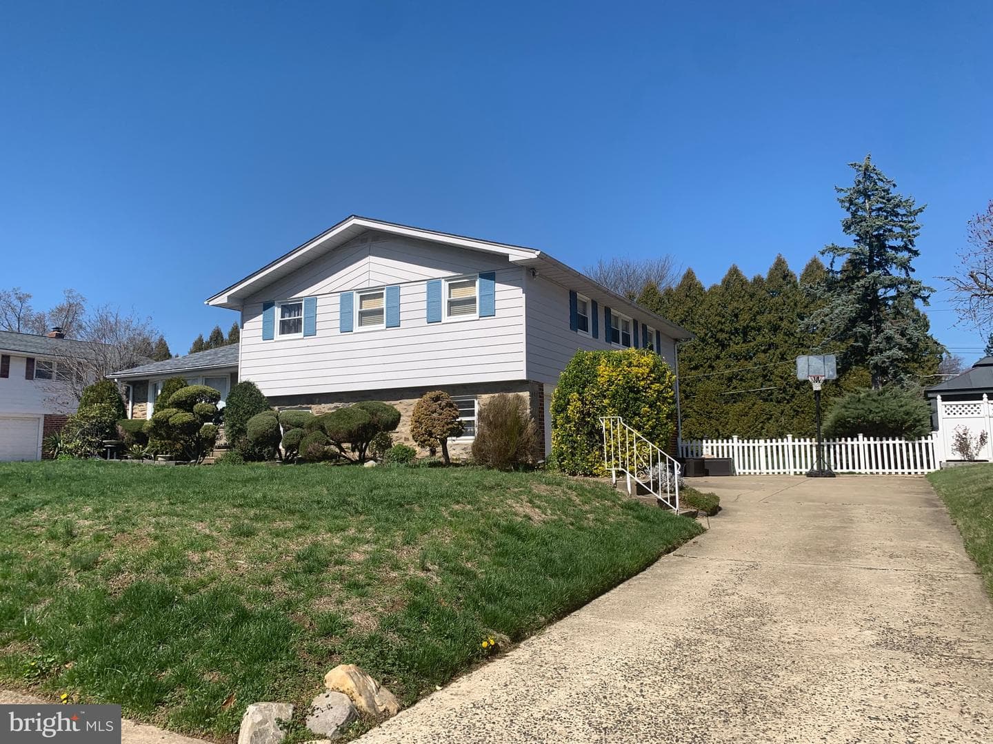 115 Flagstaff Road photo 4