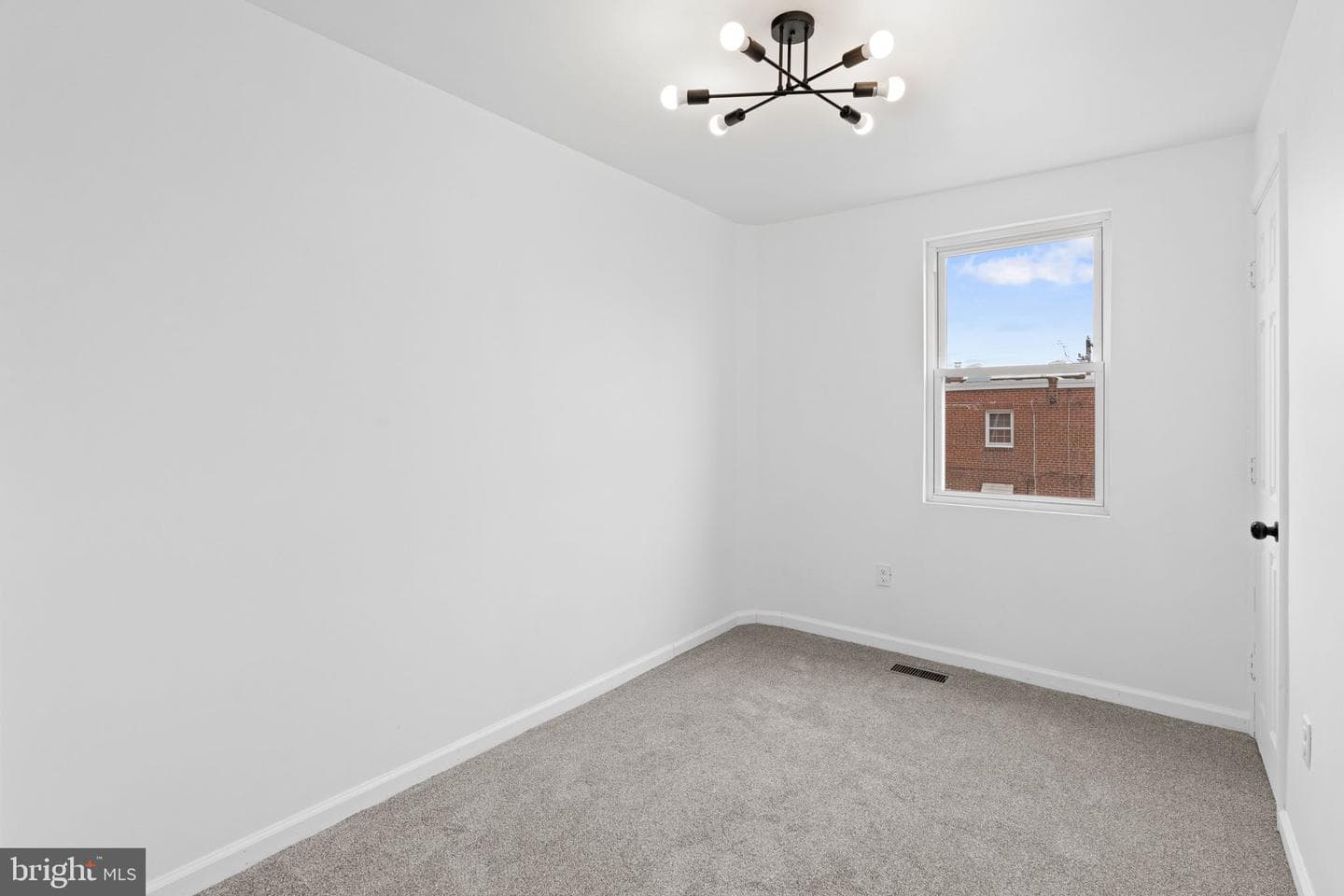1520 Beverly Road photo 22
