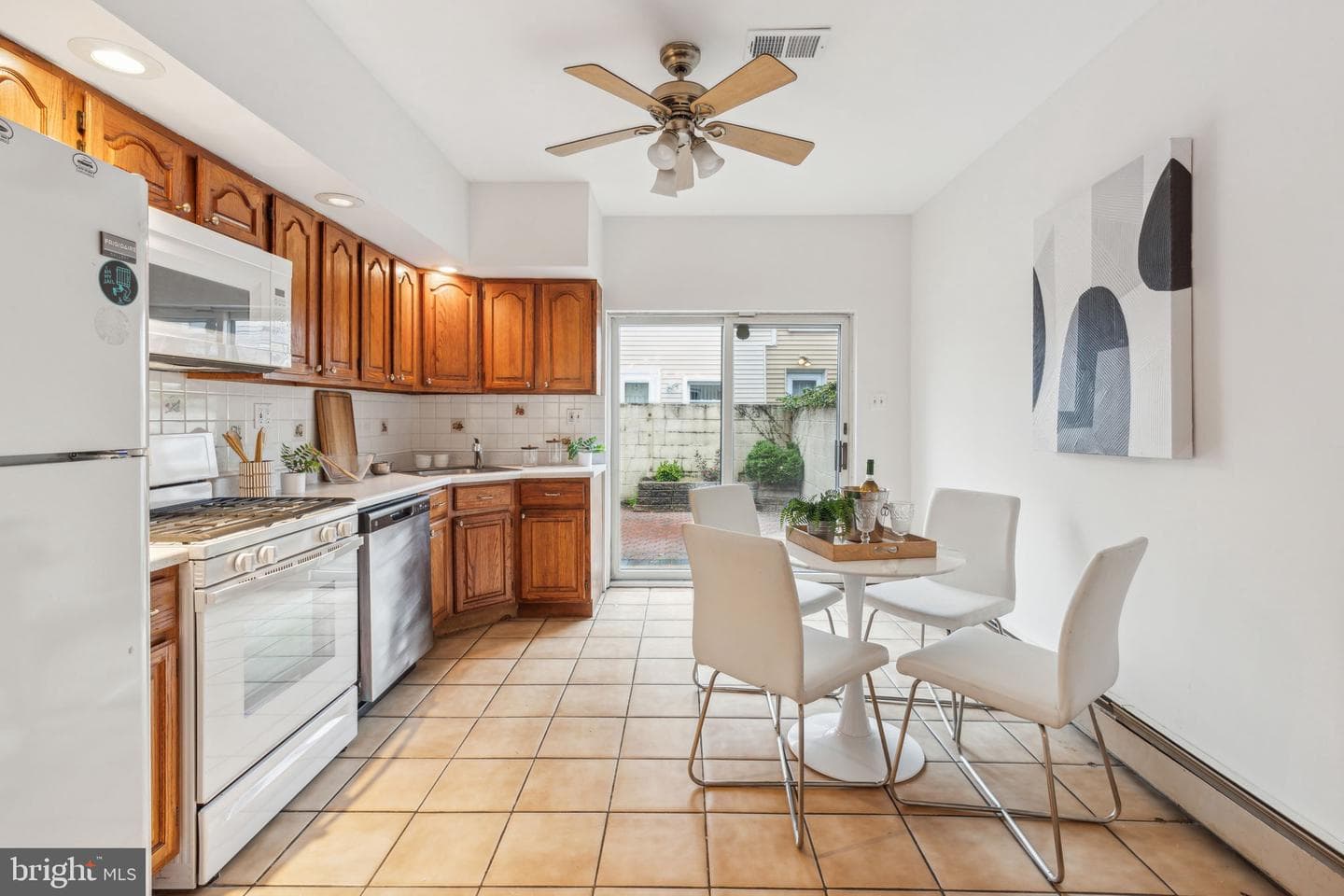 148 Watkins Street photo 12