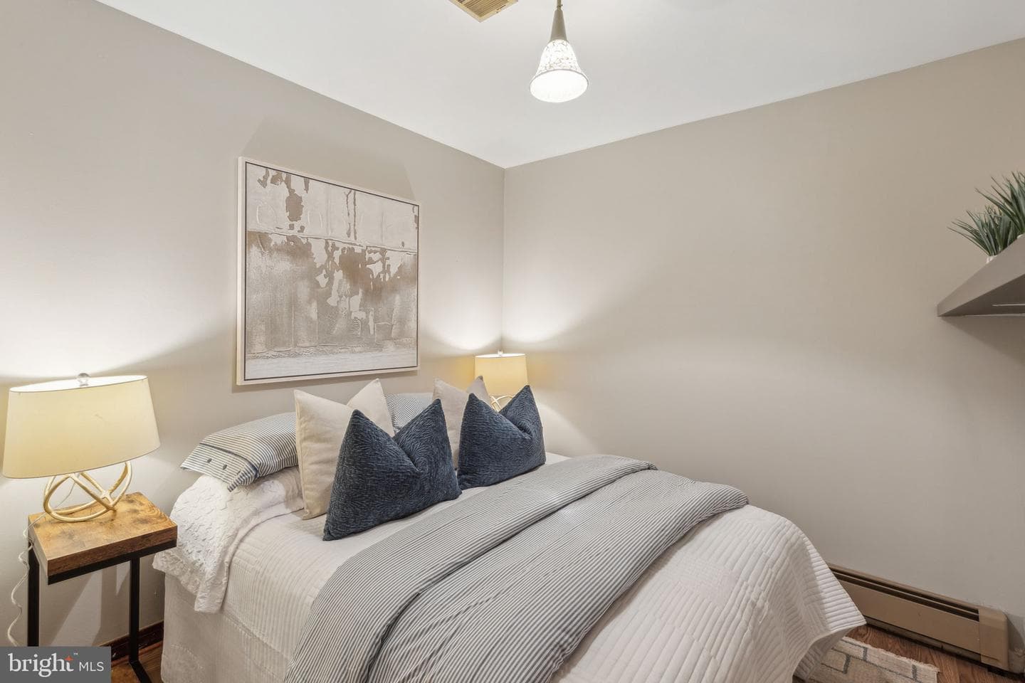 148 Watkins Street photo 19