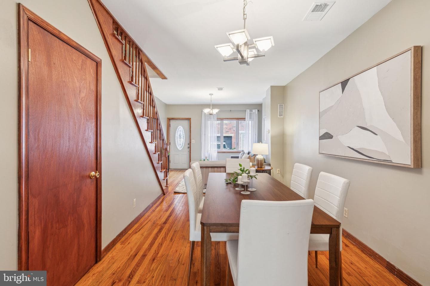 148 Watkins Street photo 8