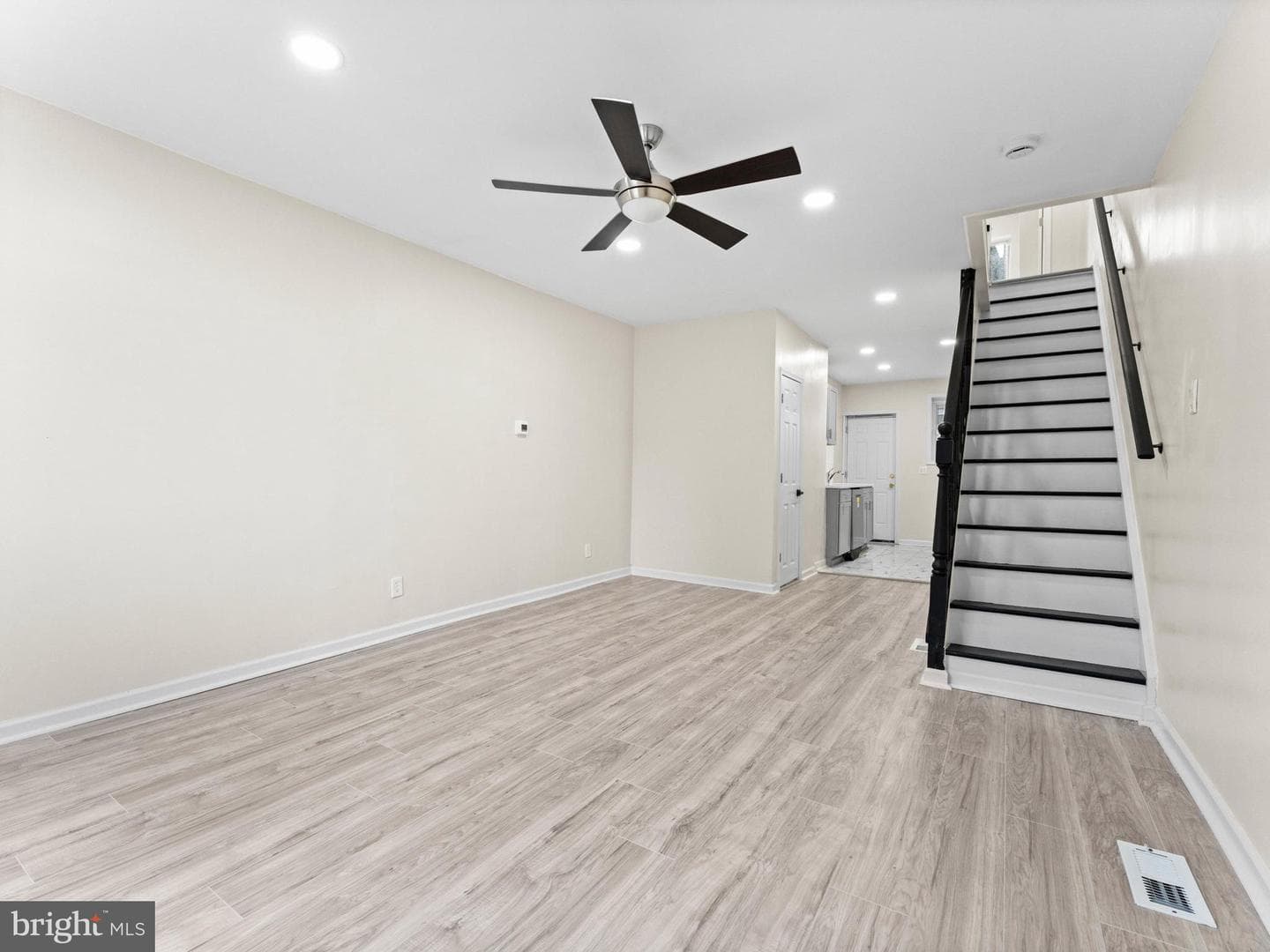 2211 Pierce Street photo 3
