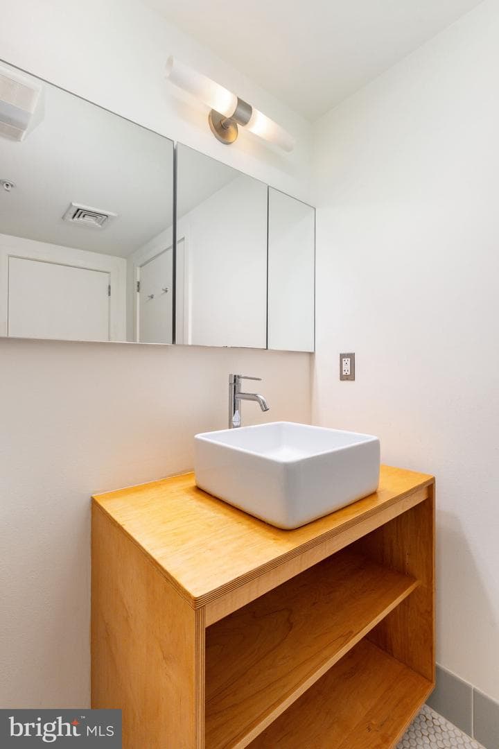 1714 Memphis Street #313 photo 19