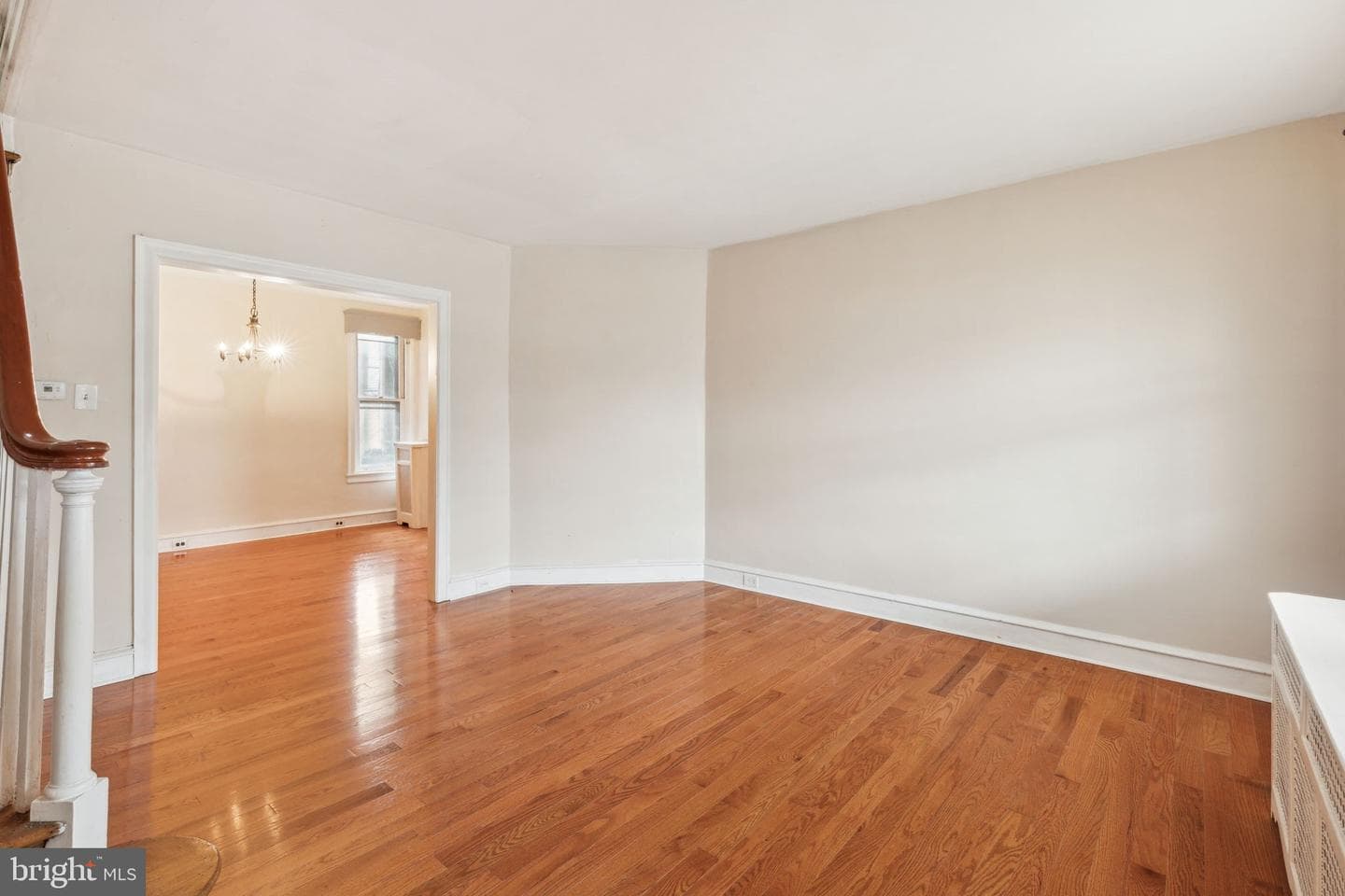 228 W Champlost Street photo 2