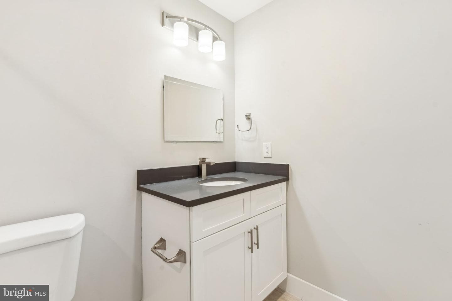 1530 N Marston Street photo 14