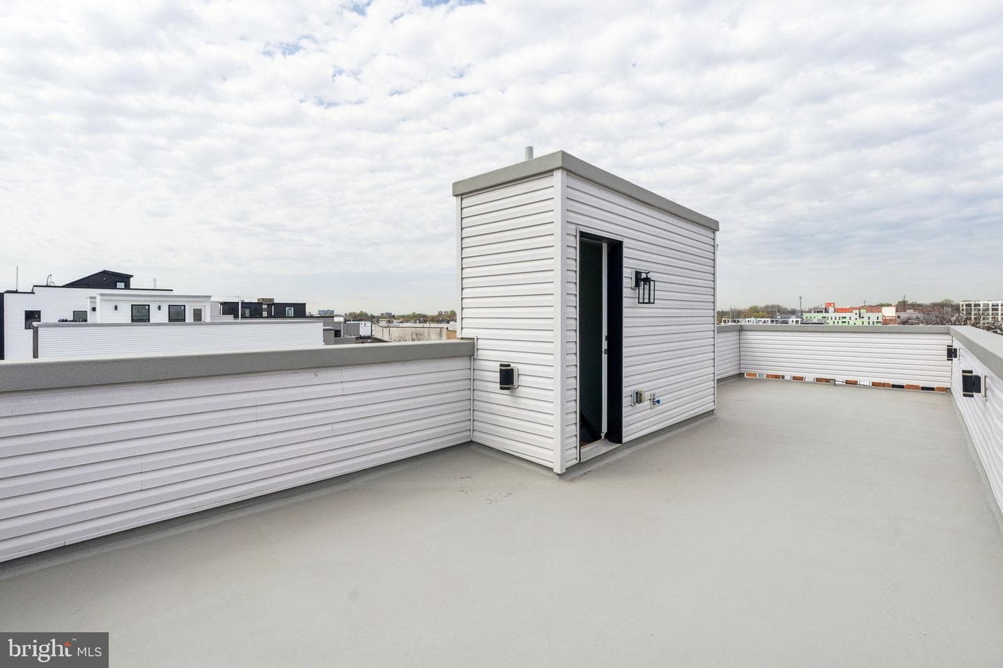 1530 N Marston Street photo 26