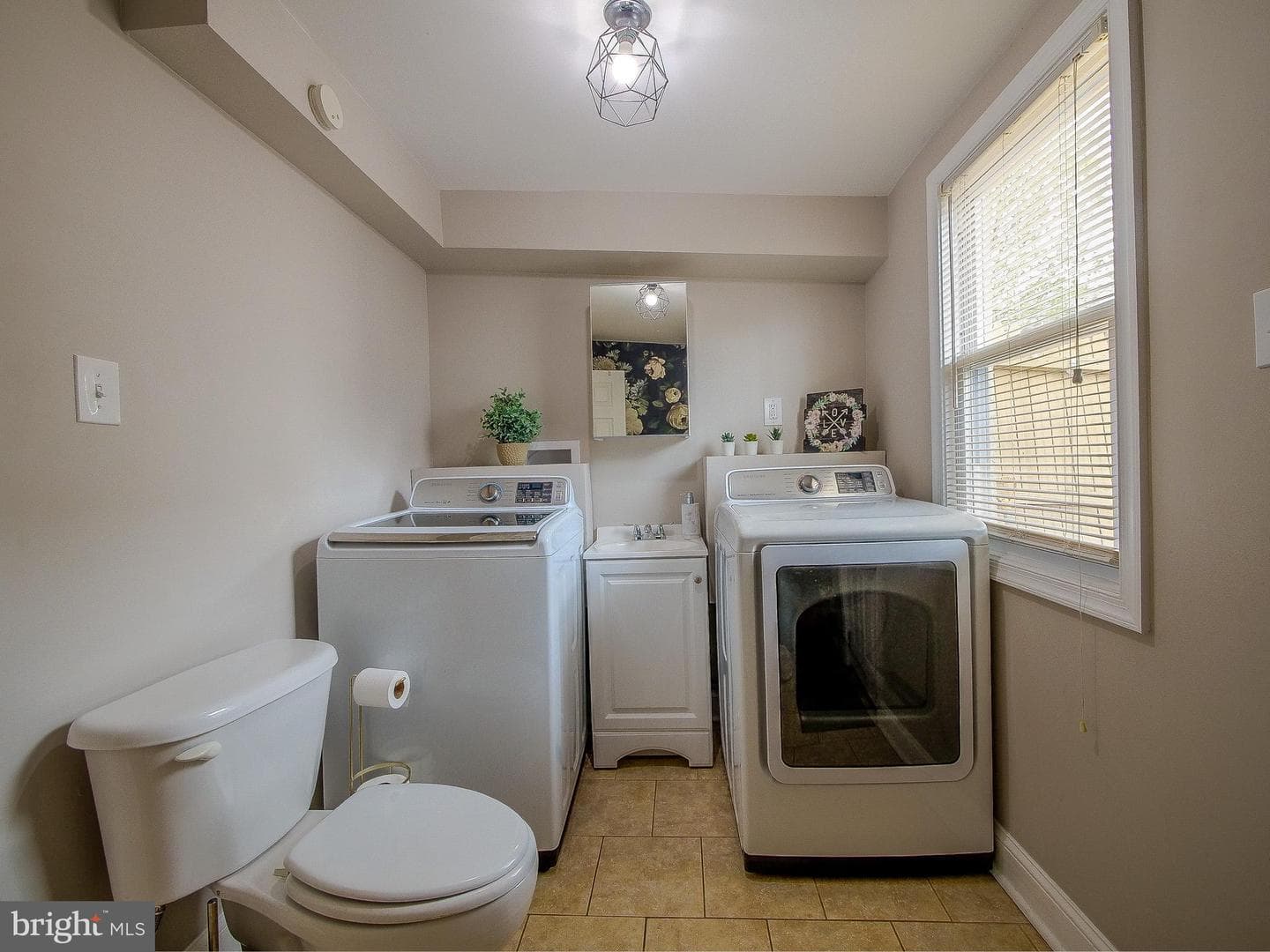 2905 Memphis Street photo 16