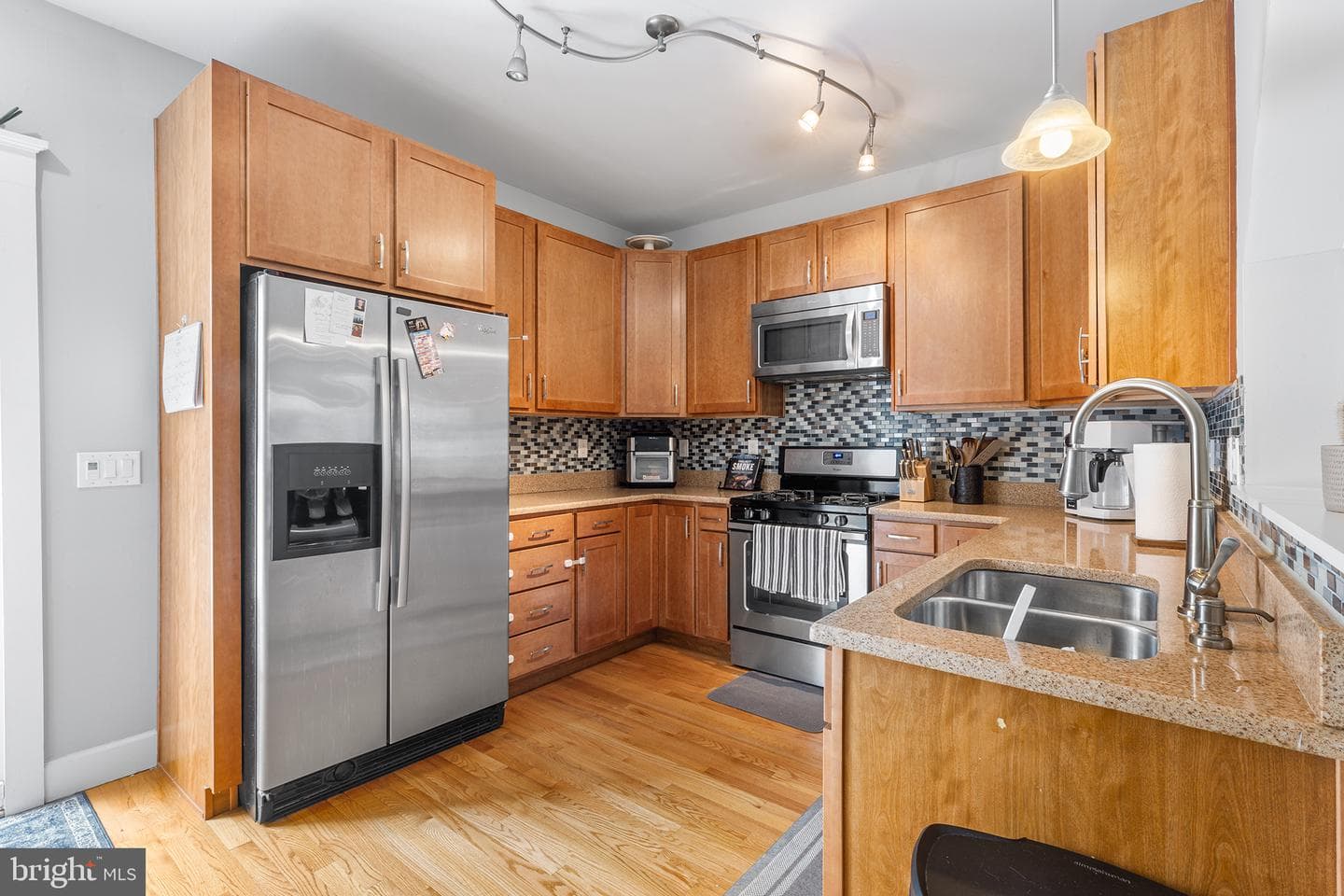 339 Delmar Street photo 11