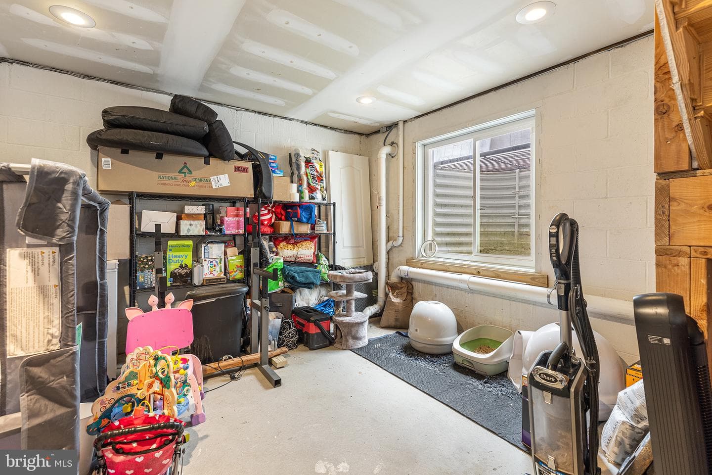 339 Delmar Street photo 17