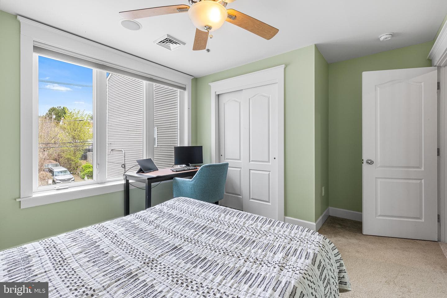 339 Delmar Street photo 26